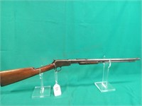 Winchester 1906 .22 LR pump action rifle. Good