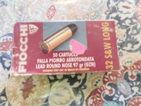 28 ROUNDS OF 32 S & W LONGS AMMO