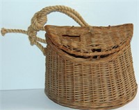 VINTAGE WICKER FISHING CREEL BASKET