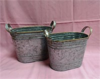 2 METAL TUBS