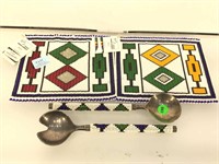 Viva Afrika beaded mat and salad spoon & fork set