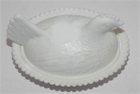 Milk glass hen on nest