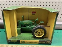 1/16 John Deere BN tractor, nib