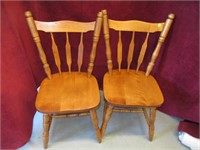 2 SINGLE MAPLE DINING CHAIRS