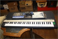 Tone Bank CT-670 Electric Keyboard