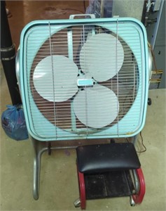 Roll around floor fan
