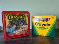 Crayola tin, NEW crayons included