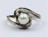 Nice 10k Gold - White Pearl Ladies Ring