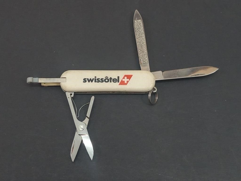 Swissotel (Victorinox)  Army Pocket Knife