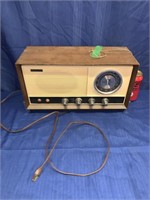 Radio am/fm à transistor Fleetwood Corporation 1