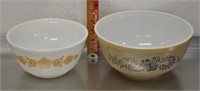 2 Pyrex bowls, #402, #403