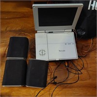 Portable dvd player & speakers