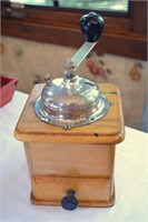 VINTAGE COFFEE GRINDER