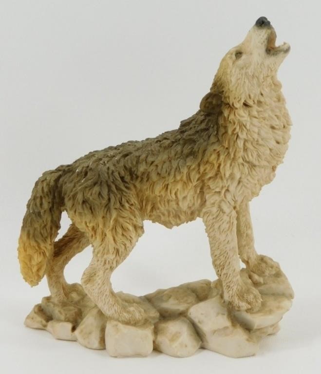 * Wolf Figurine Made in Italy by Castagna
