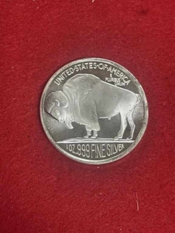 BUFFALO 1 OZ SILVER ROUND