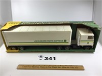 ERTL JOHN DEERE TRUCK & TRAILER