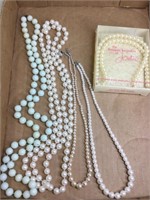 Lot of costume pearls