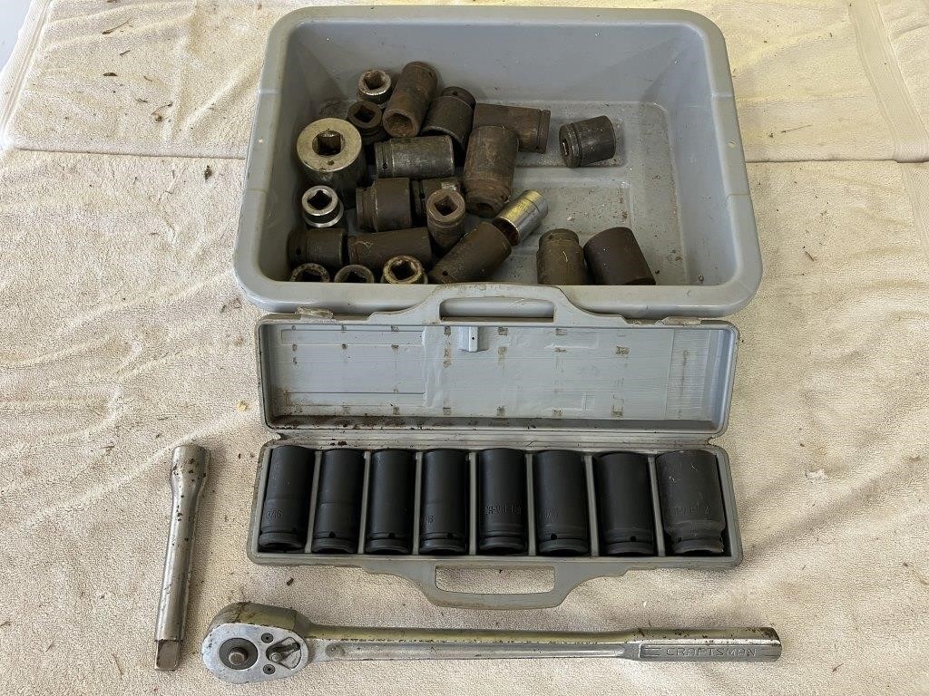 Oversized Socket Wrench and Sockets