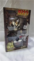 Nib 2002 Art asylum kiss n the box