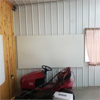 4x8' peg board