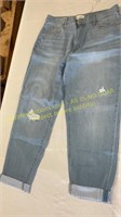 Universal Threads Blue Jeans, Size 8