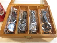 4 montres neuves et leur coffret en bois
