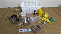 BAKING UTENSILS AND TOTE