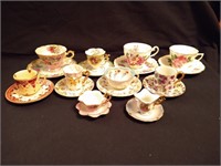 Box lot of tea cup & saucers