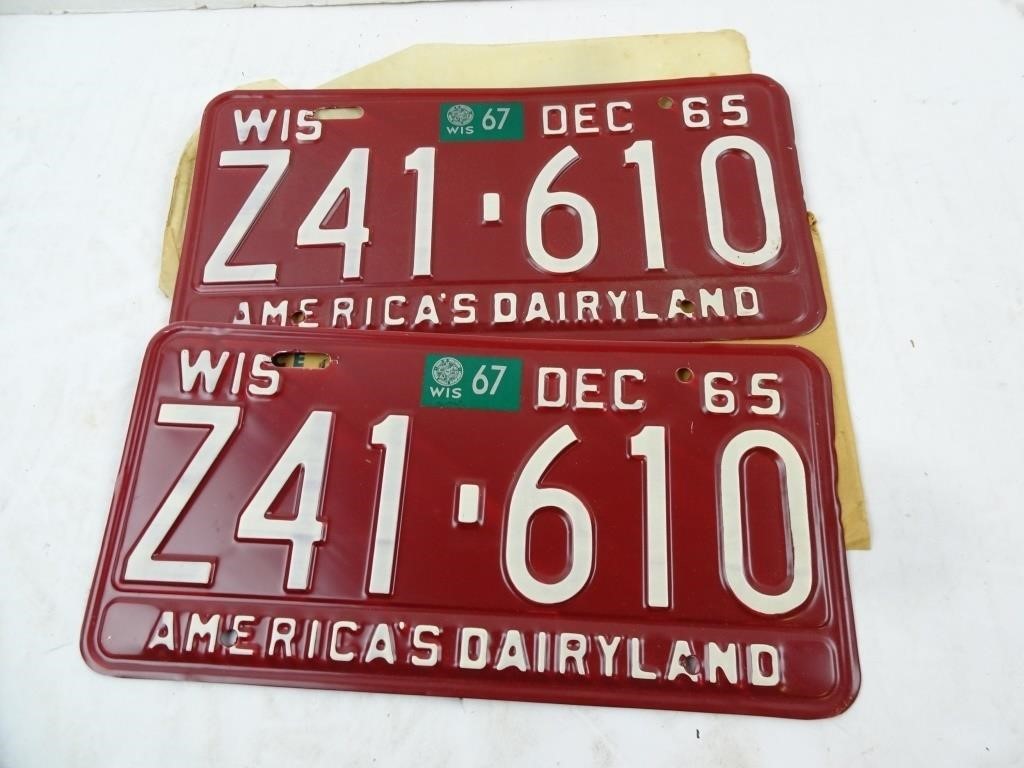 Lot of 2 1965 LIKE NEW Wisconsin License Plates