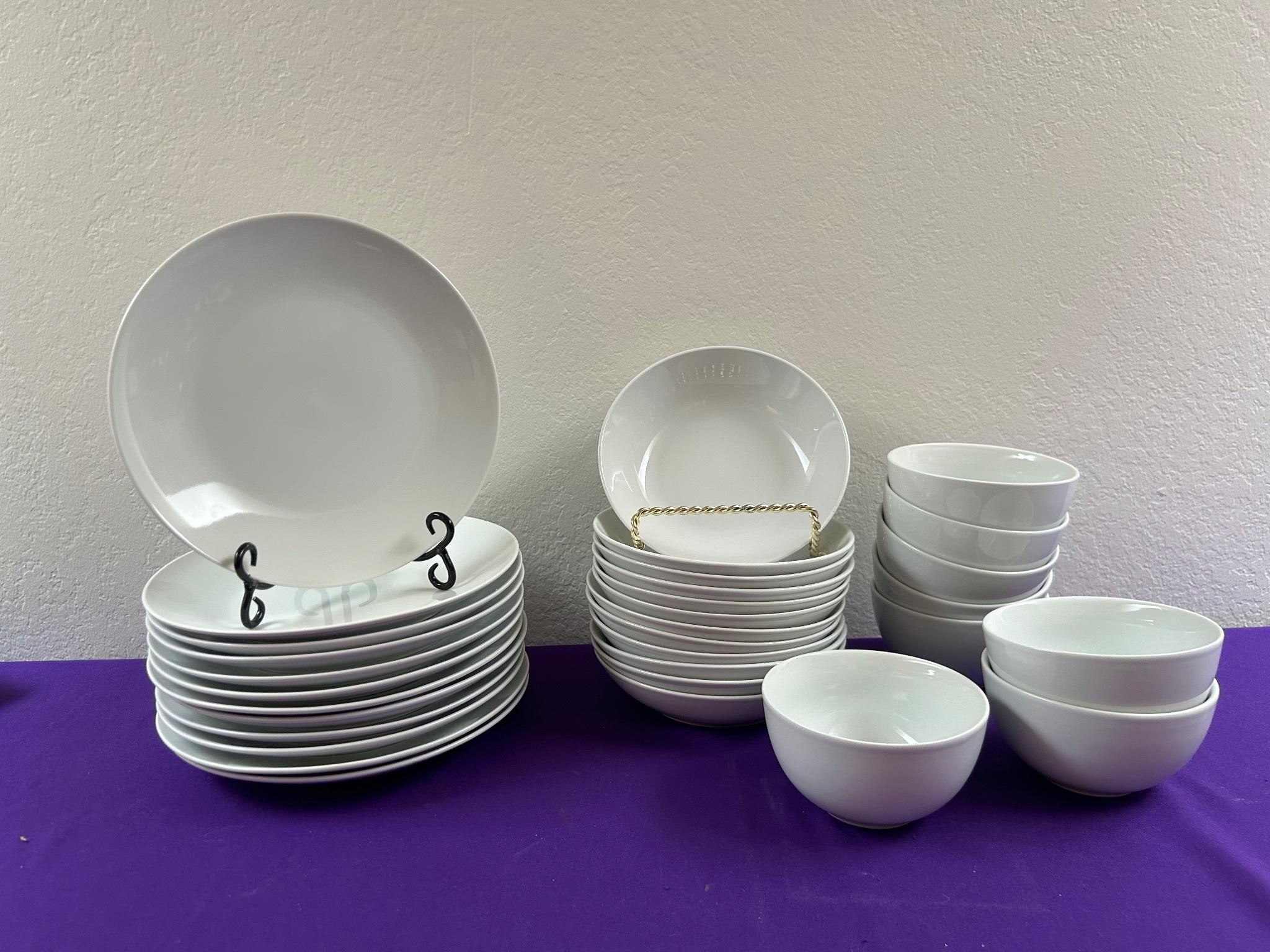 Denmark White Ceramic Dinnerware