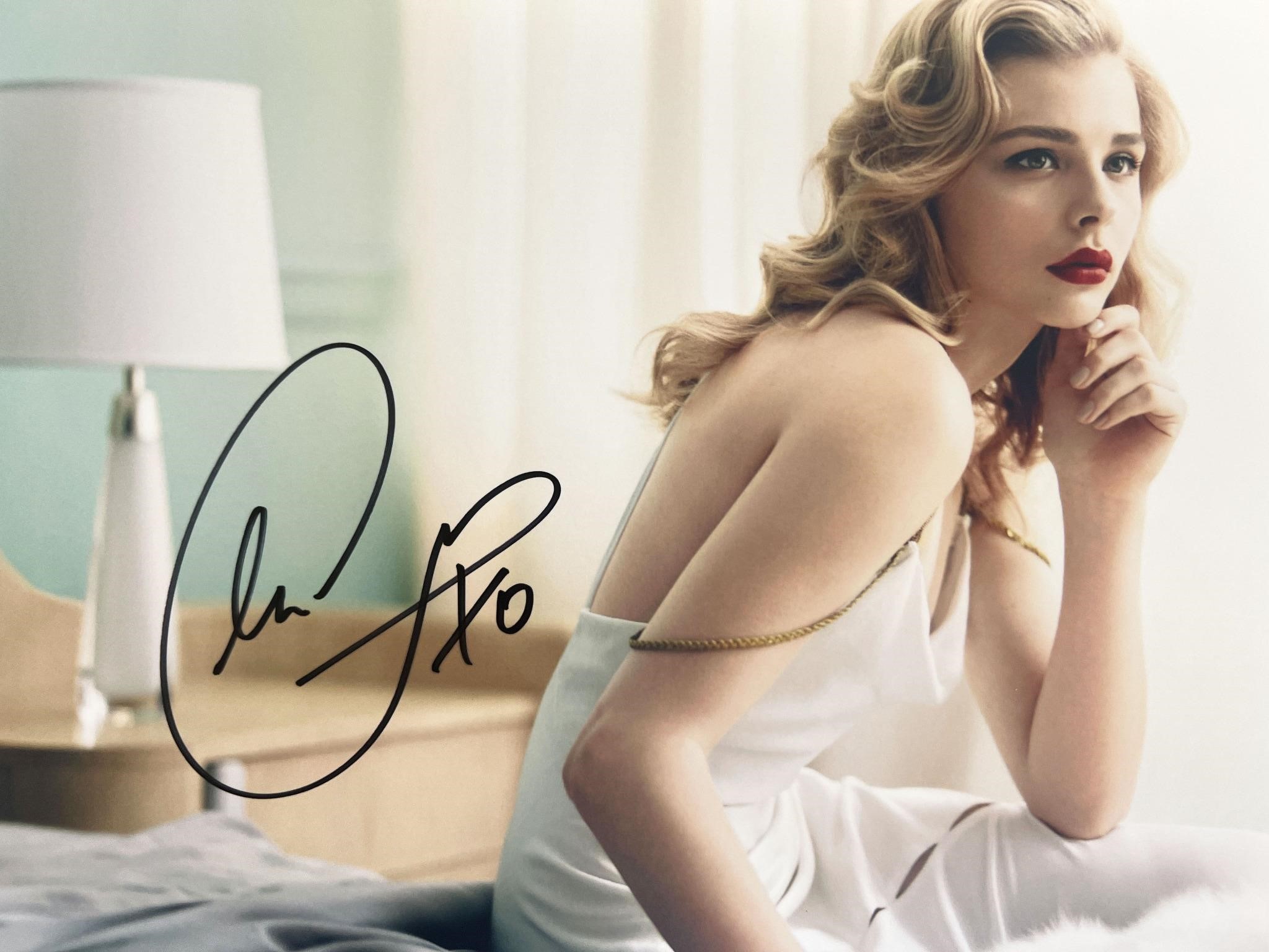 Chloë Grace Moretz signed photo