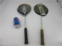 2 anciennes raquette de Badminton YONEX