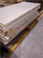 Pallet of 17 Interior Doors All Different Sizes