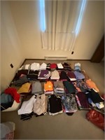 Over 100 pairs of womens pullover tops