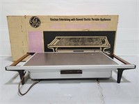Deluxe Automatic Warming Tray by GE