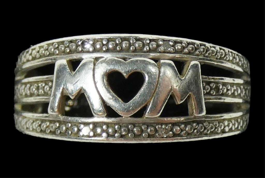 Sterling silver triple shank "Mom" ring, size 7,