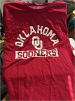 Oklahoma Sooners TShirt NEW Size Medium