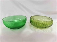 Avocado Green Ribbed Serving Bowl & Forest Green