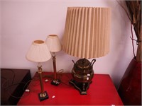 Asian brass table lamp with wooden base and