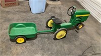 John Deere kids pedal tractor with wagon