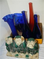 FLAT WITH COLORED GLASS VASES, POTTERY