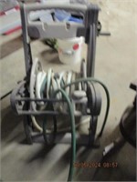 HOSE REEL AND HOSE