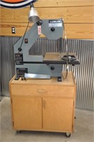 Delta 16" band saw, 1/2 hp on cabinet