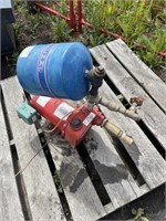 Red Lion pressure pump - small blue tank is