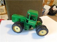 John Deere tractor, four wheel drive tractor,