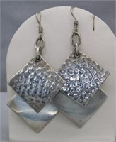 HAND MADE HAMMERED STERLING EARRINGS. 10.8 GRAMS.