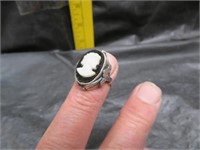 Vintage Sterling Silver Cameo Ring Size 5