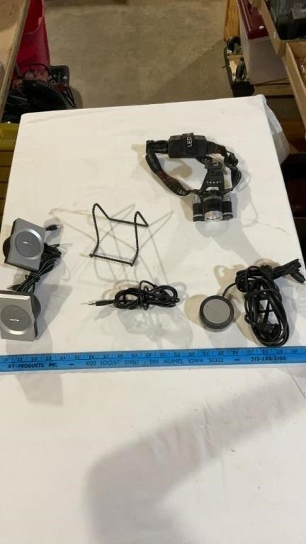 Bose speakers ( untested), head light (