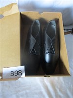 Shoes--Black Leather 11 1/2 EEE