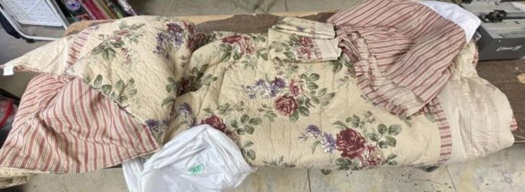 Full size bedding- comforter/ bed skirt & pillow